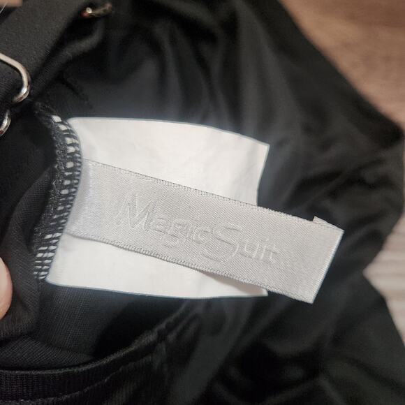 MagicSuit By Miraclesuit One Piece Swimsuit 12 Beach Vacation Resortwear Black - Picture 5 of 7